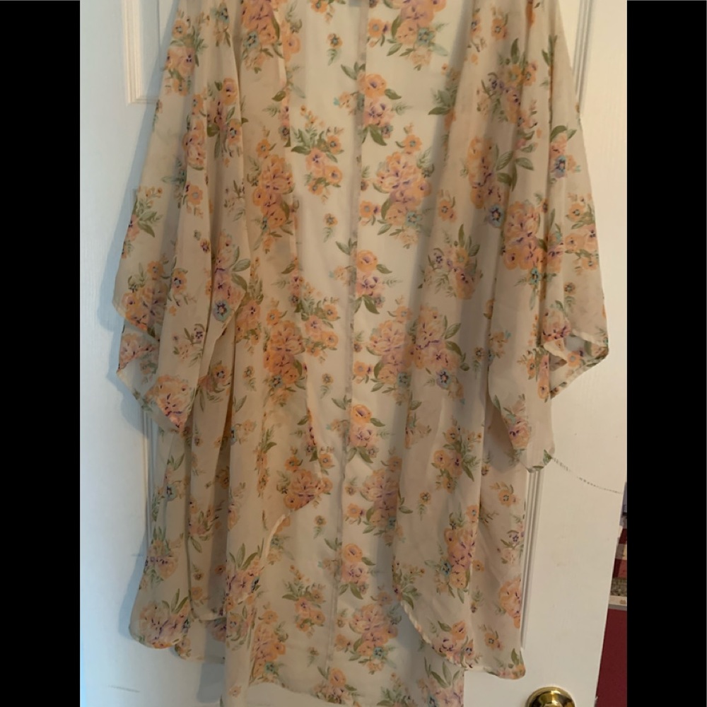 Mudd floral print kimono sz L EUC